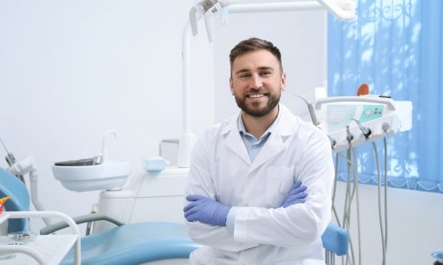 Dentistas: além da saúde bucal, também cuidam da beleza