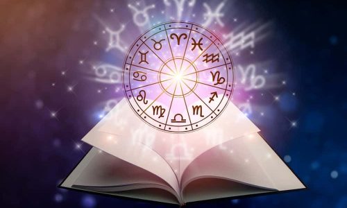 Uma Exploração Profunda na Astrologia para Entender o Seu Destino