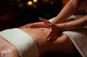 Massagem tântrica, segundo especialista em intimidade