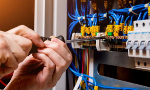 Instalações Elétricas em Belo Horizonte: Gestão de Infraestrutura, Segurança Técnica e Atendimento 24 Horas